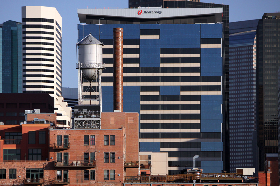 1800 Larimer St, Denver's Platinum Leed high rise is now a landmark in the city skyline :  : Christopher Davies Photography