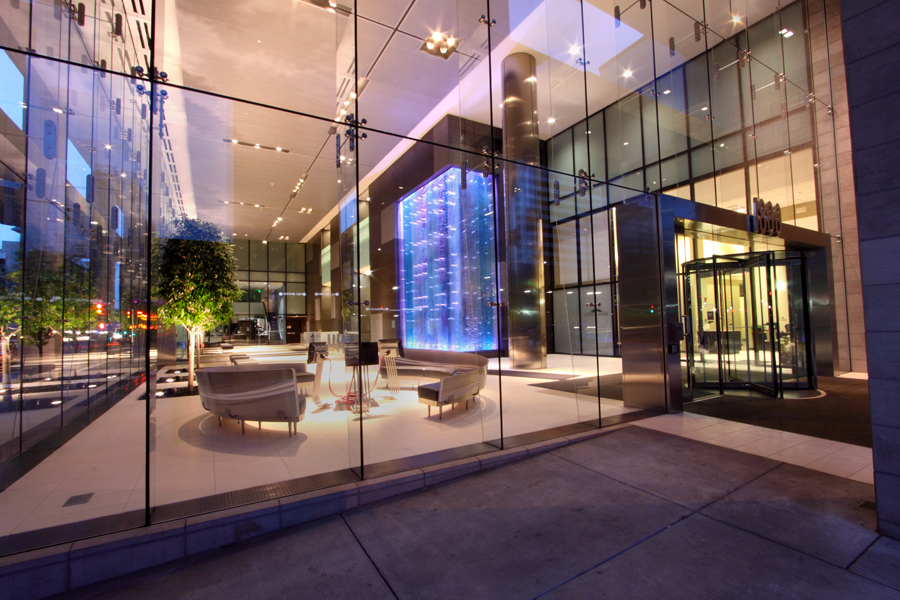 Wideview of lobby from 18th street entrance :  : Christopher Davies Photography